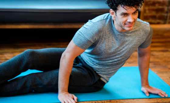8 Minute Abs Workout You Can Do in Your Living Room